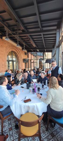 Créer votre vin, créer votre étiquette et votre histoire, pour votre anniversaire d'entreprise une création de cuvée pour marquer le coup à Villefranche-Sur-Saône proche de Lyon
