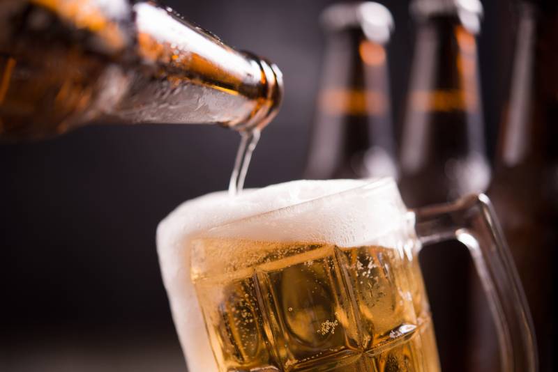 Dégustation commentée de bières pour aborder la zythologie lors d’une soirée d’entreprise ou team-building sur Lyon et sa région