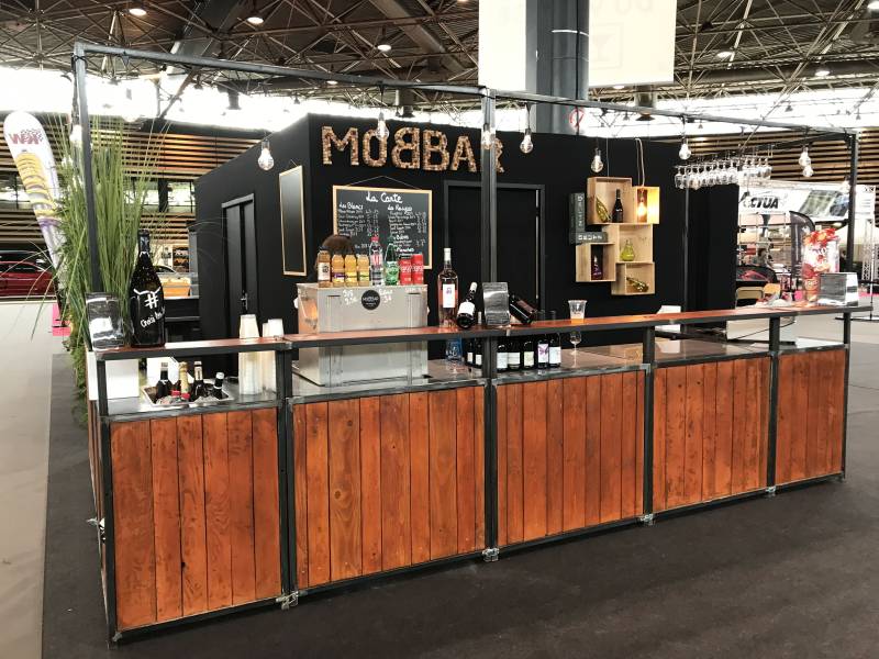 Bar à vin, bar à cocktails ou food corner pour votre salon professionnel à Lyon et la région Rhône-Alpes