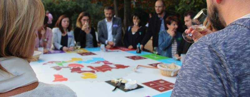 For your international customers or staff, all our activities can be offered in English in Lyon and the surrounding area