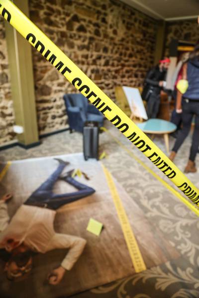 Murder Party, activité team building immersive au cœur d’une enquête entre collaborateurs à Lyon et sa région
