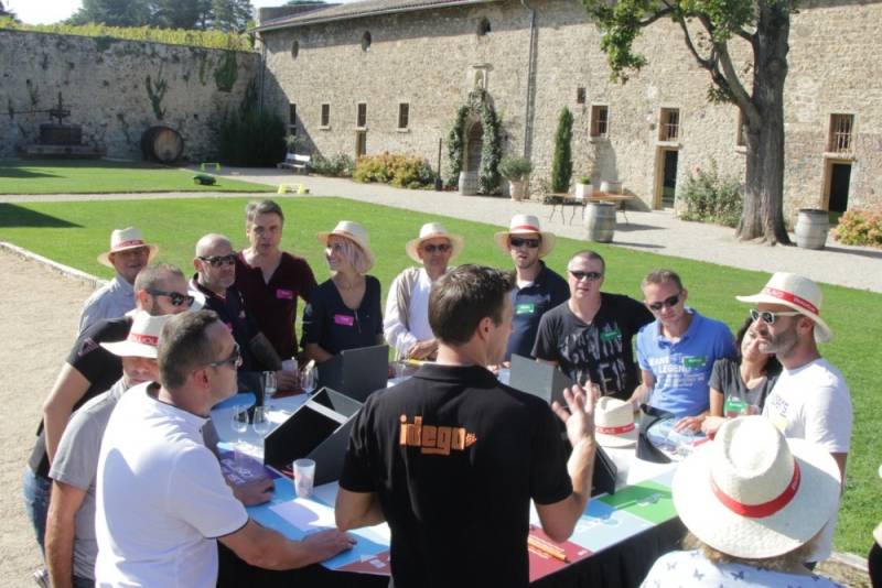 Activité sur le vin pour une journée entre collaborateurs