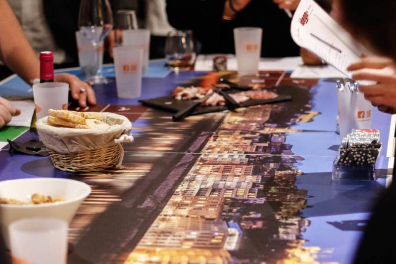 Team-building autour de notre table de jeu sur Lyon réalisable à Lyon et sa région