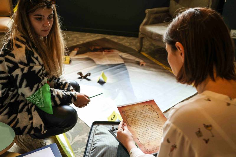Murder Party, activité team building immersive au cœur d’une enquête entre collaborateurs à Lyon et sa région